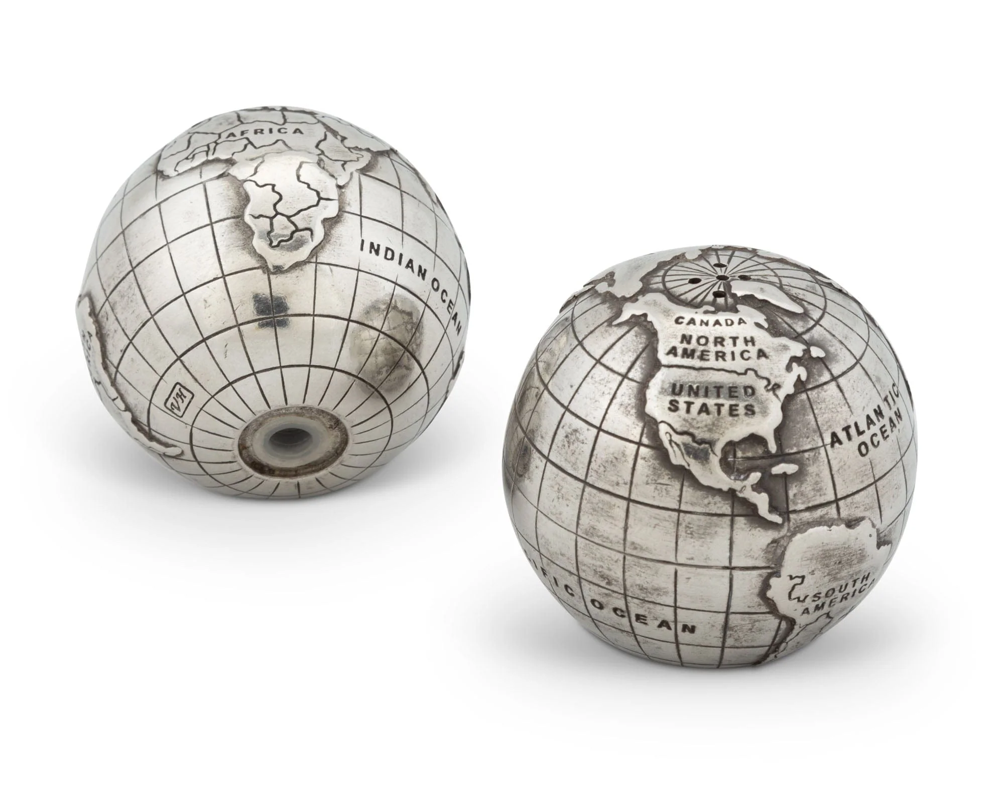 Vagabond House Pewter World Globe Salt & Pepper Set - Image 9