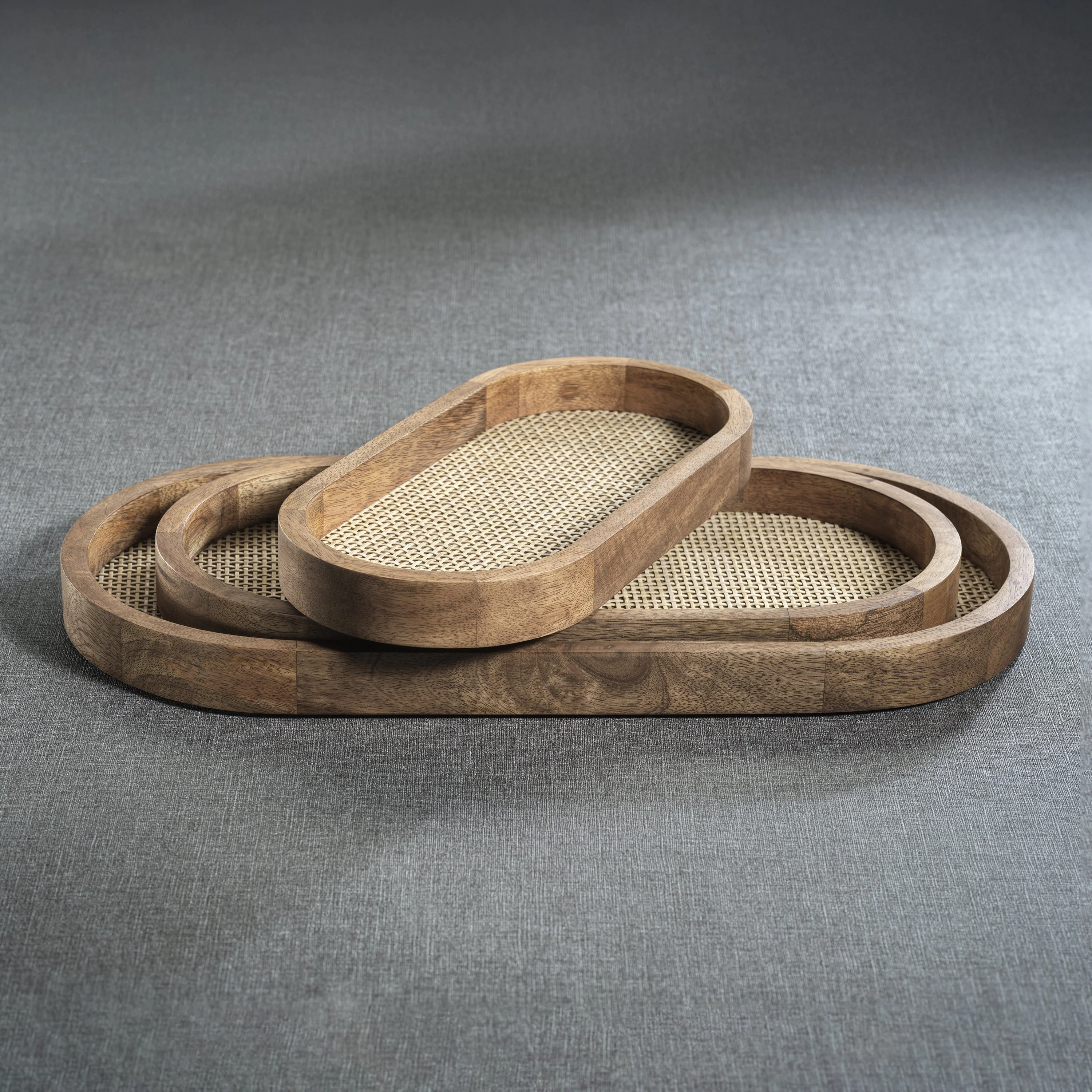 Mango Wood with Rattan Inlay Oval Tray - Large - Image 3