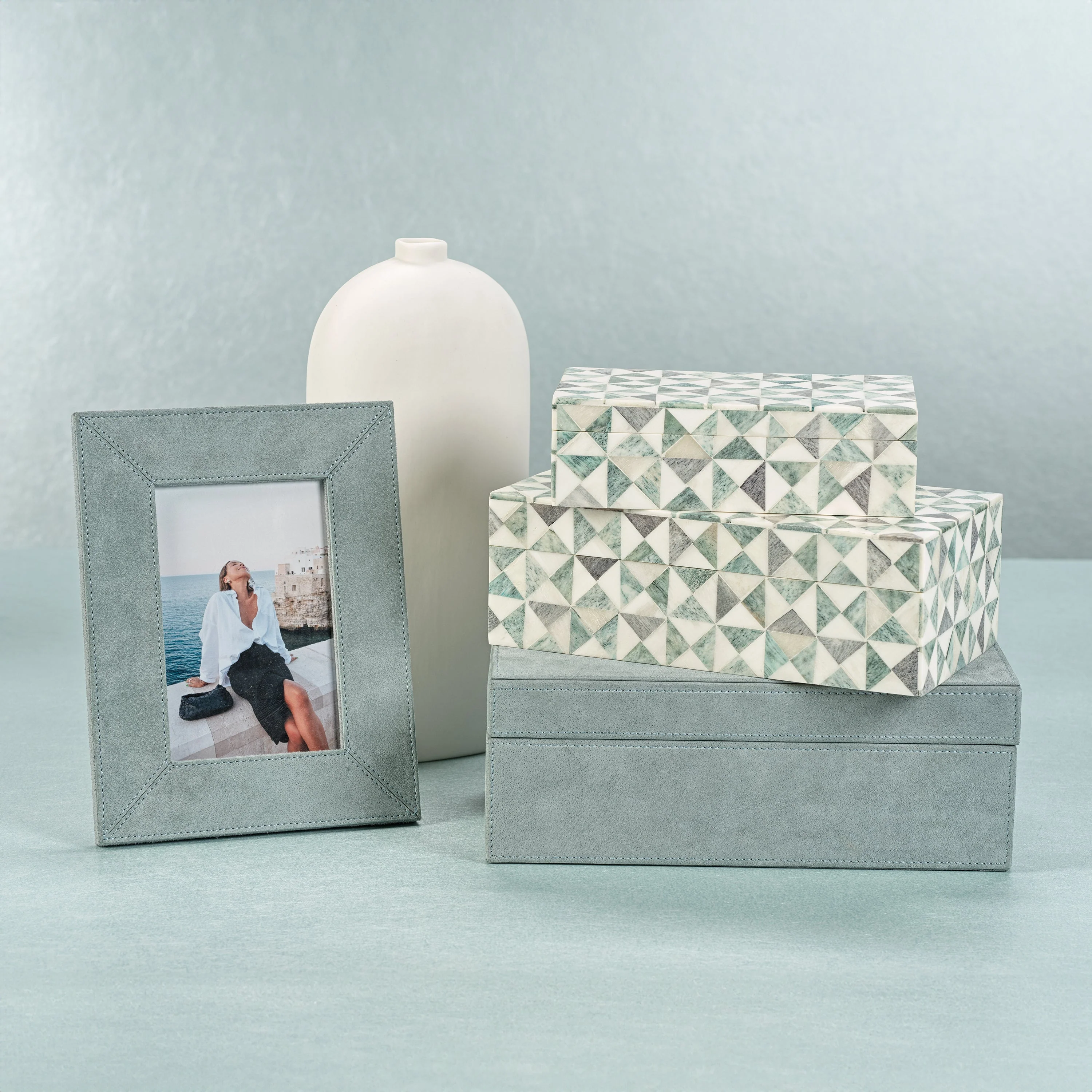 Suede Lux Photo Frame 4" x 6" -Cote D'Azur Blue - Image 2